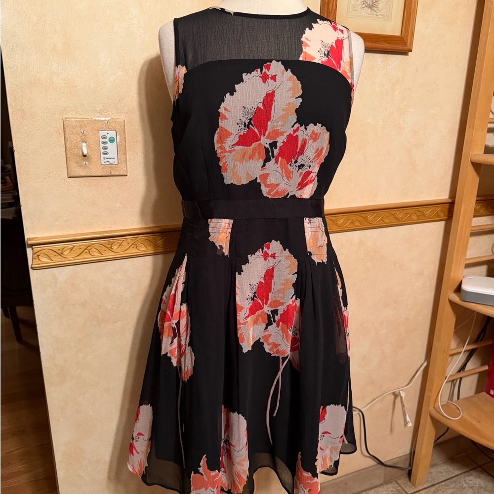 Ann Taylor Black Floral Sleeveless Fit & Flare Dress size 6P
